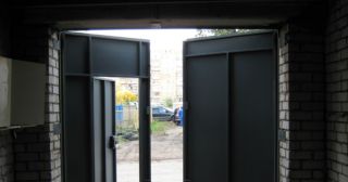 Купить гаражные ворота распашные Кимры, цена от 3921 руб.